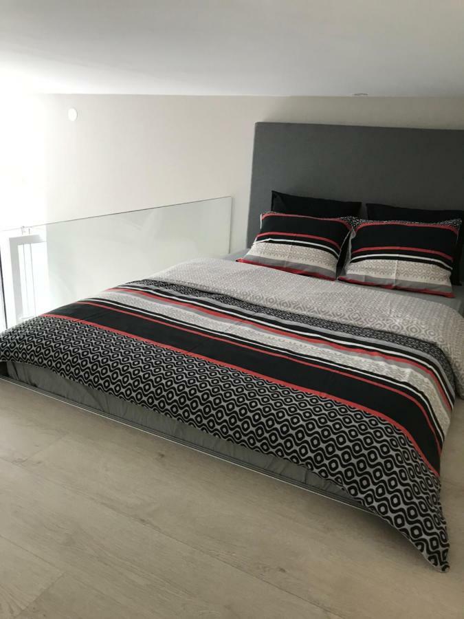 Studio Apartman Park Galerija Apartment Osijek Luaran gambar